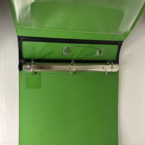 Staples Heavy Duty 2" 3-Ring Better Binder - Picture 4 of 15